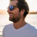 Handsome, tall and tanned guy wants to meet shy woman in Terre Haute